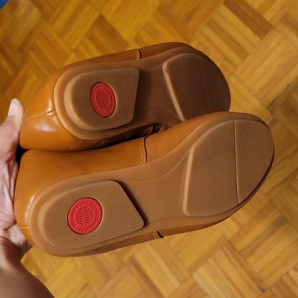 🎉MOVING SALE- EVERYTHING MUST GO BY 8/29!🎉 Fit Flop Adeola Leather Lace-ups - Picture 2 of 4